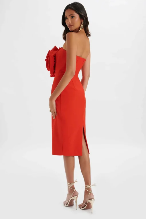 Belle 3D Flower Bandeau Midi Dress In Red<Lavish Alice Outlet