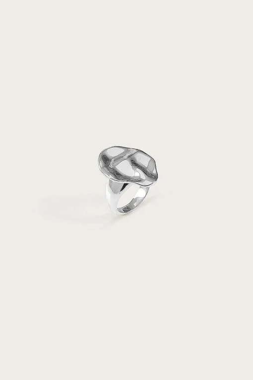 Leora Hammered Effect Oval Silver Ring<Lavish Alice New