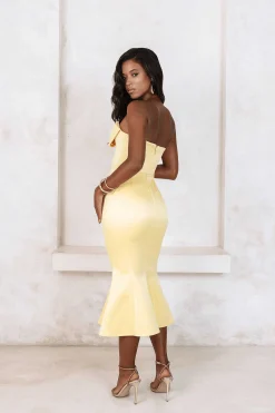 Lucia Cowl Corset Satin Midi Dress In Yellow<Lavish Alice Cheap
